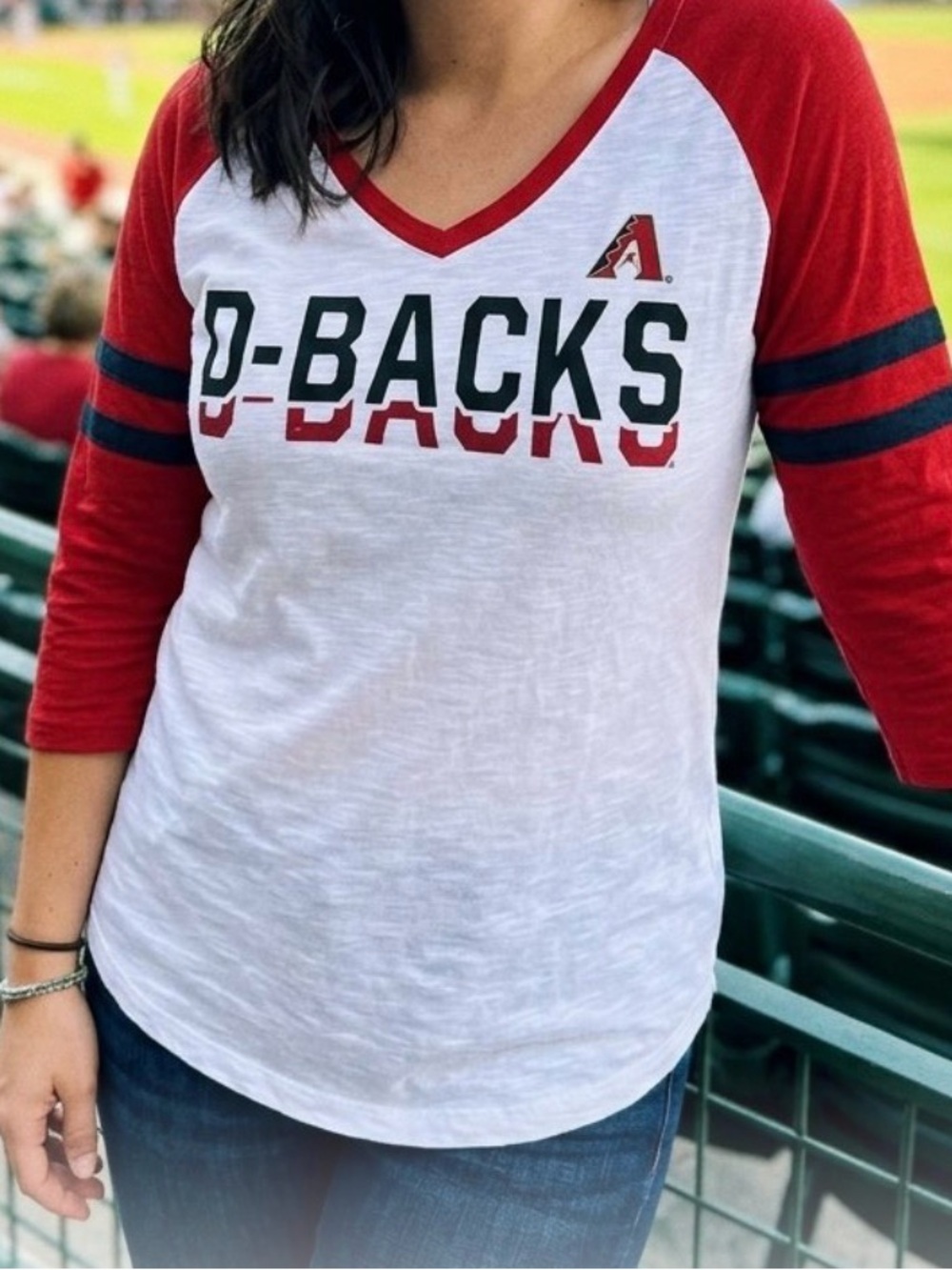 Genuine Merchandise Arizona Diamondbacks V-neck t-shirt 3/4 sleeve